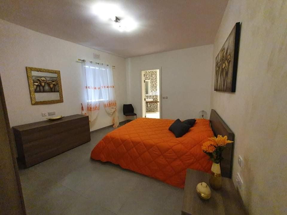 Sunset Holiday Apartment With Communal Pool + Views Ghajn Melel Buitenkant foto